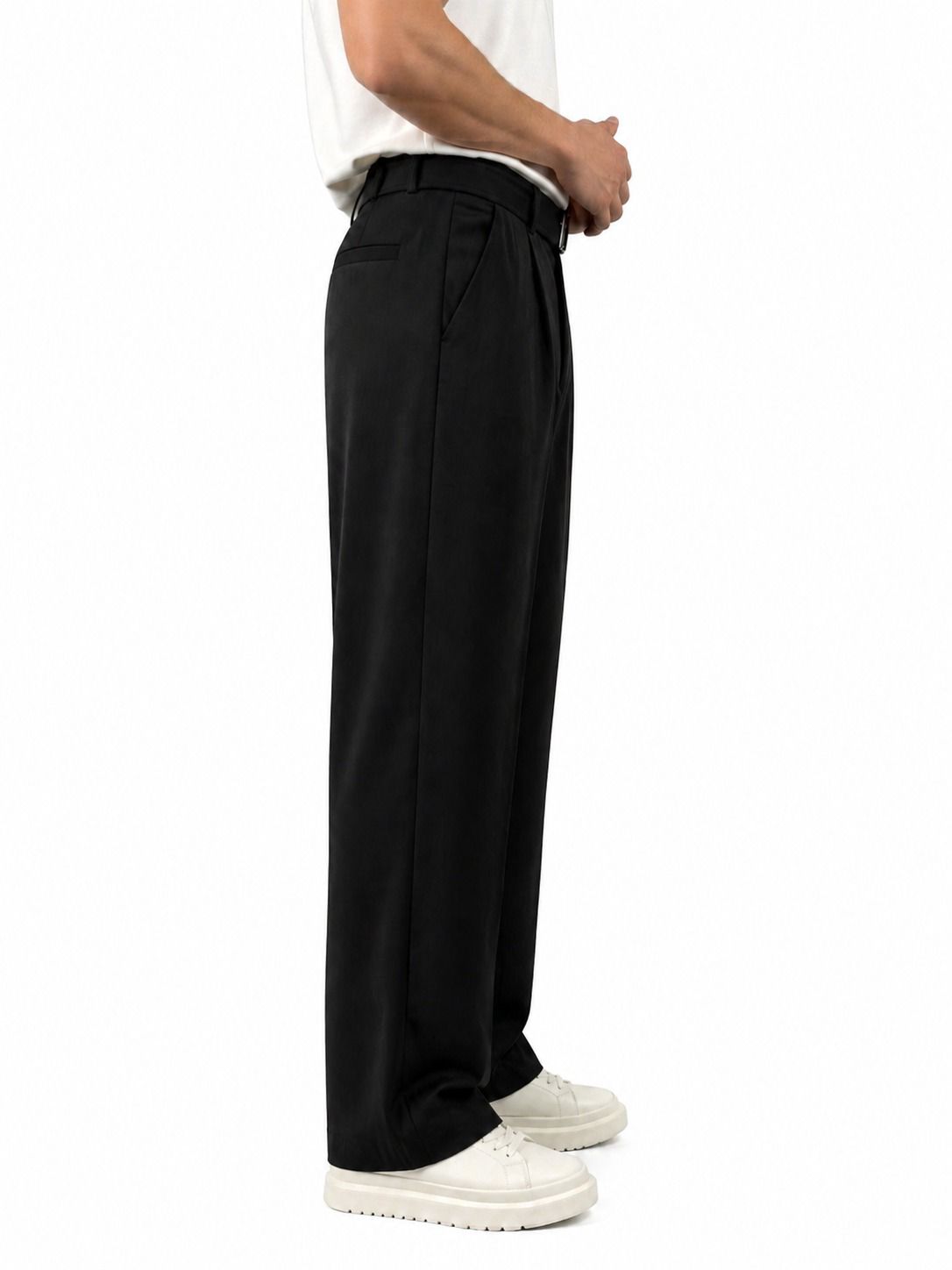 Classic Black Pleated Wide-Leg Trousers 6j6611